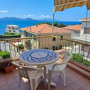 Il Balcone Sull'elba Apartment